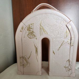 Lady M Mid - Autum Moon Festival Jewlery Box 2023